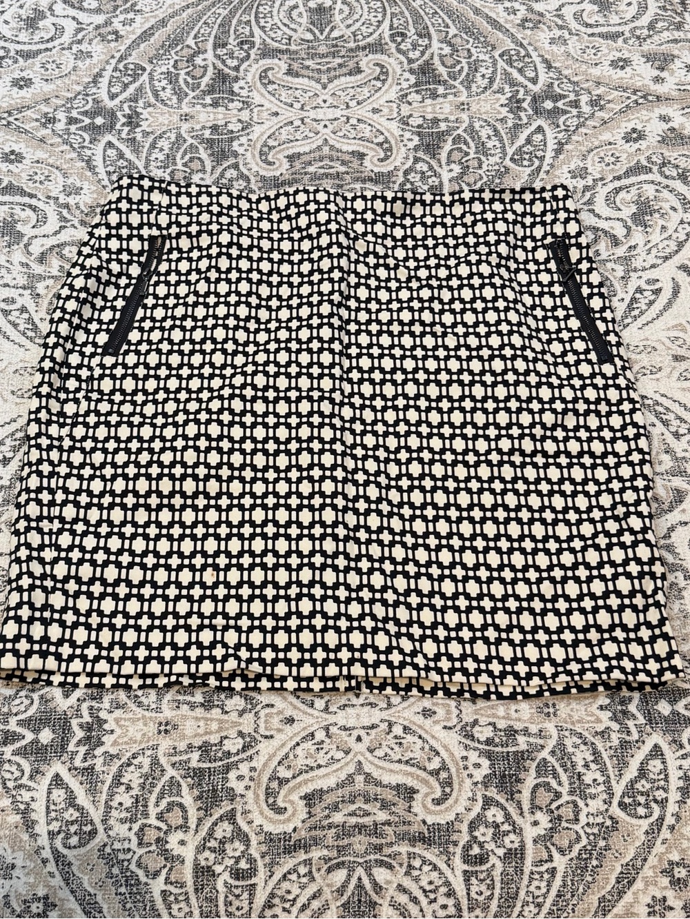 Kenar Black and White Geo-Print Mini Skirt